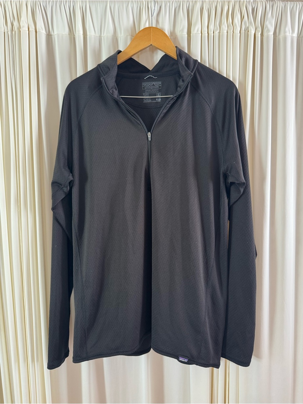 Patagonia Black Midweight Capilene Quarter-Zip Pullover Base Layer Longsleeve XL - Picture 2 of 6